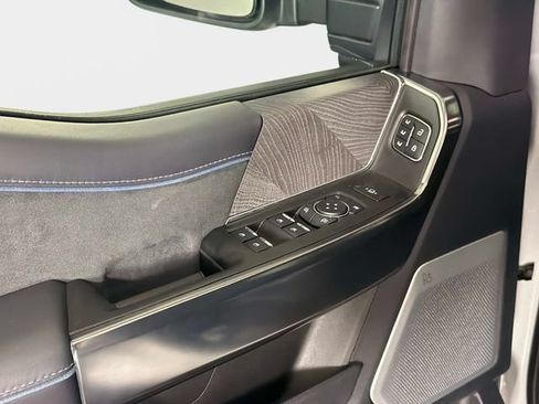 Used 2025 Ford F250 Platinum AWD/4WD image 39