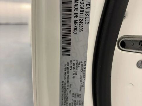 Used 2020 Dodge Journey SE w/ Blacktop Package FWD image 48