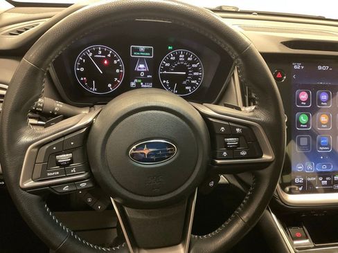 Used 2021 Subaru Outback Limited image 16