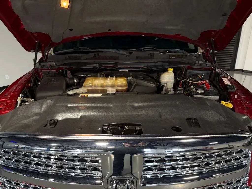 Used 2014 RAM 1500 Laramie RWD image 14