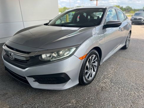 Used 2016 Honda Civic EX image 5