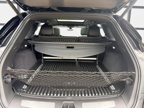 Used 2025 Cadillac XT5 Sportv w/ LPO, Onyx Lite Package AWD/4WD image 12