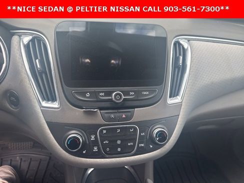 Used 2020 Chevrolet Malibu LT image 13