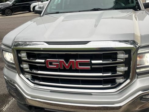 Used 2017 GMC Sierra 1500 SLT w/ SLT Premium Package AWD/4WD image 5
