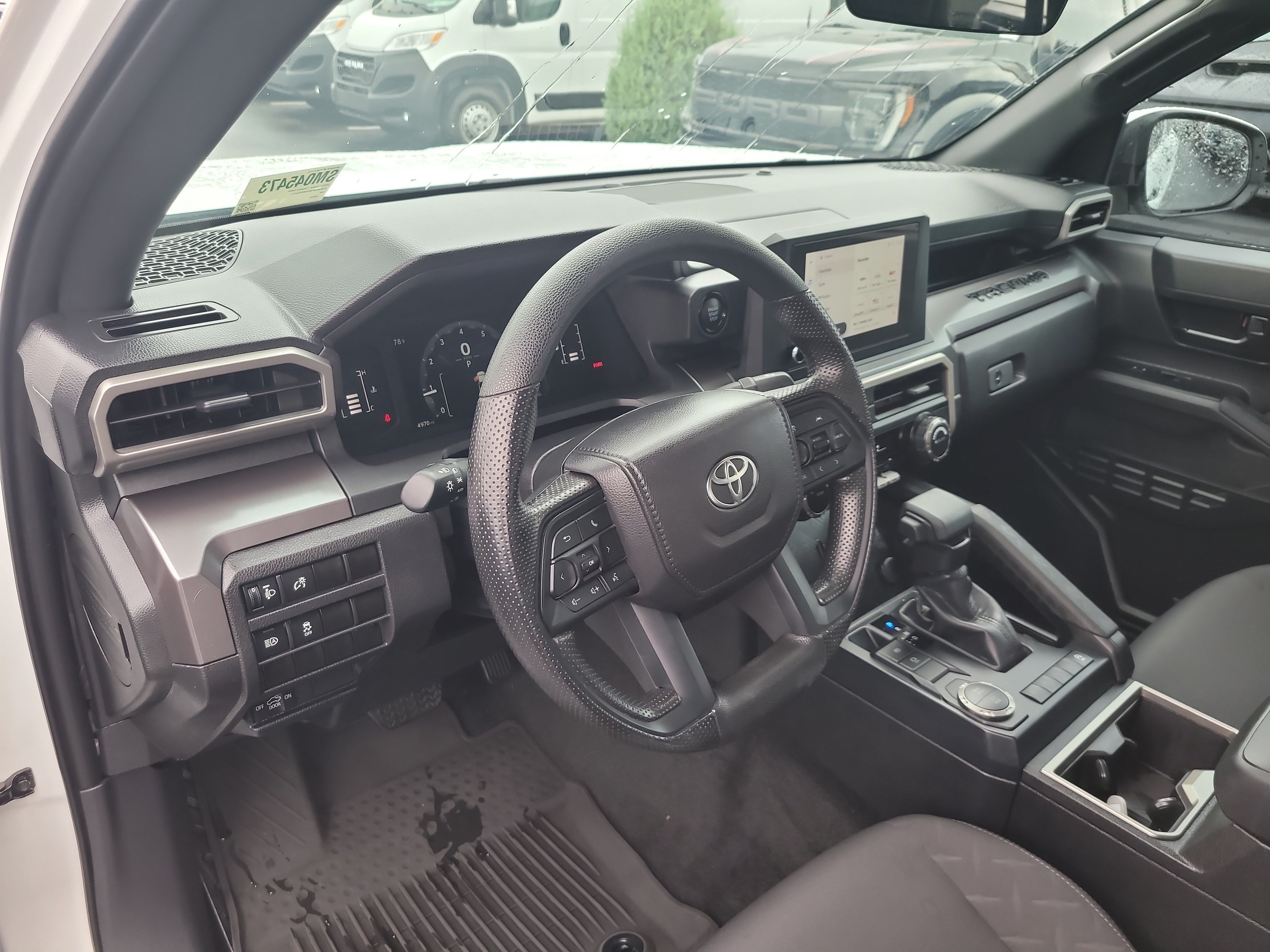 Used 2025 Toyota Tacoma SR5 RWD image 19