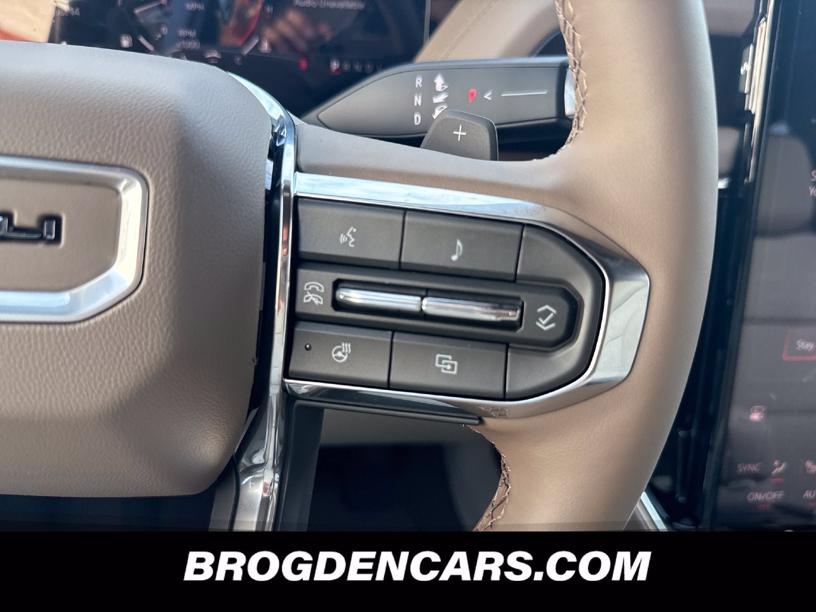 New 2026 GMC Yukon Denali AWD/4WD image 6