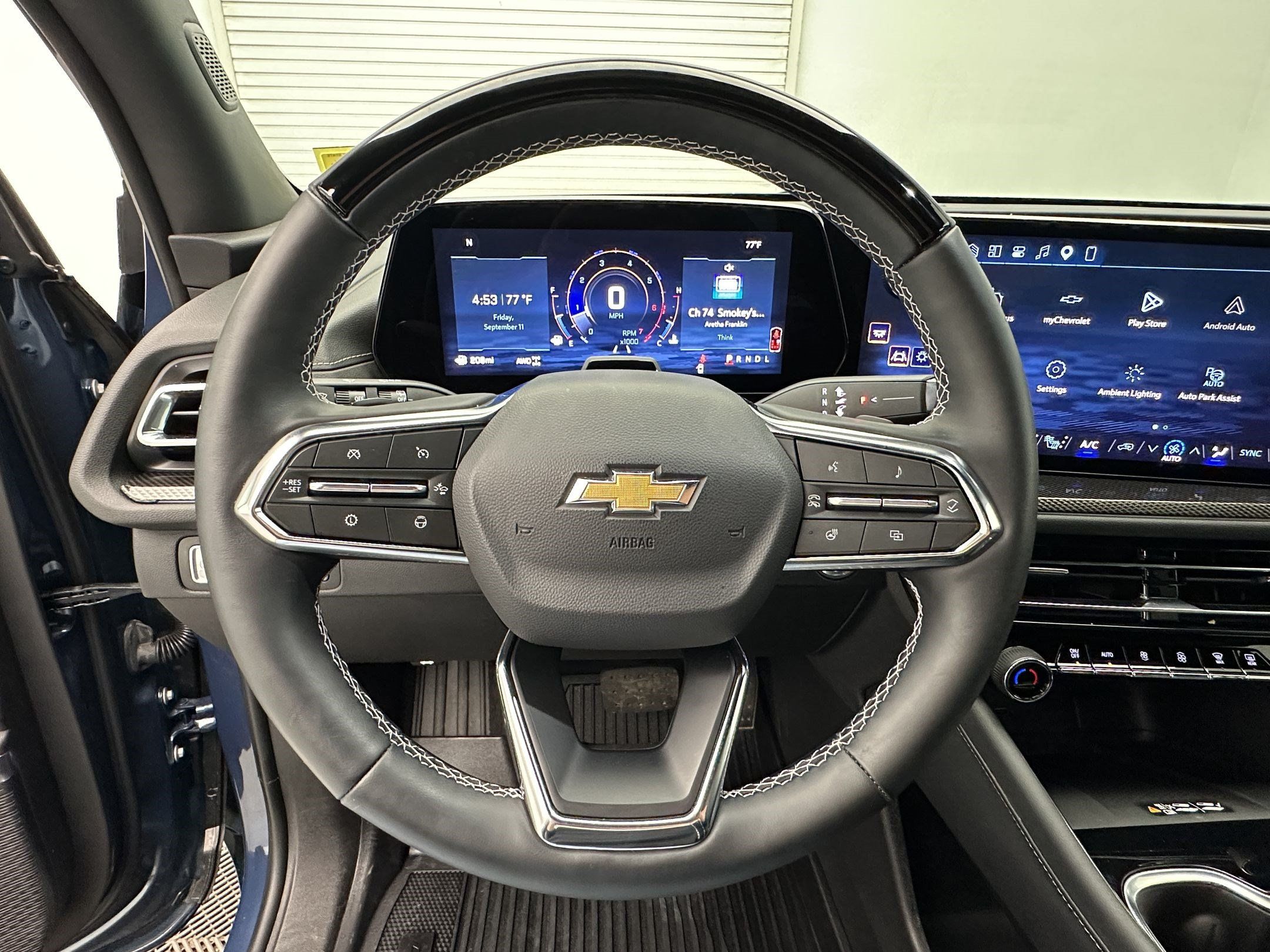 Certified 2026 Chevrolet Traverse High Country w/ LPO, Floor Liner Package AWD/4WD image 11