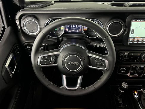 Certified 2023 Jeep Wrangler Unlimited Sahara image 15