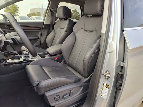 Certified 2025 Audi Q5 2.0T Premium Plus w/ Premium Plus Package image 24