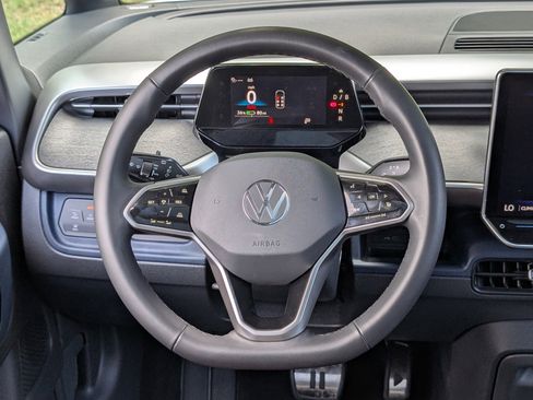 Used 2025 Volkswagen ID. Buzz Pro S Plus RWD image 28