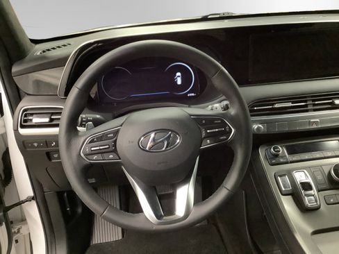 Used 2020 Hyundai Palisade Limited image 12