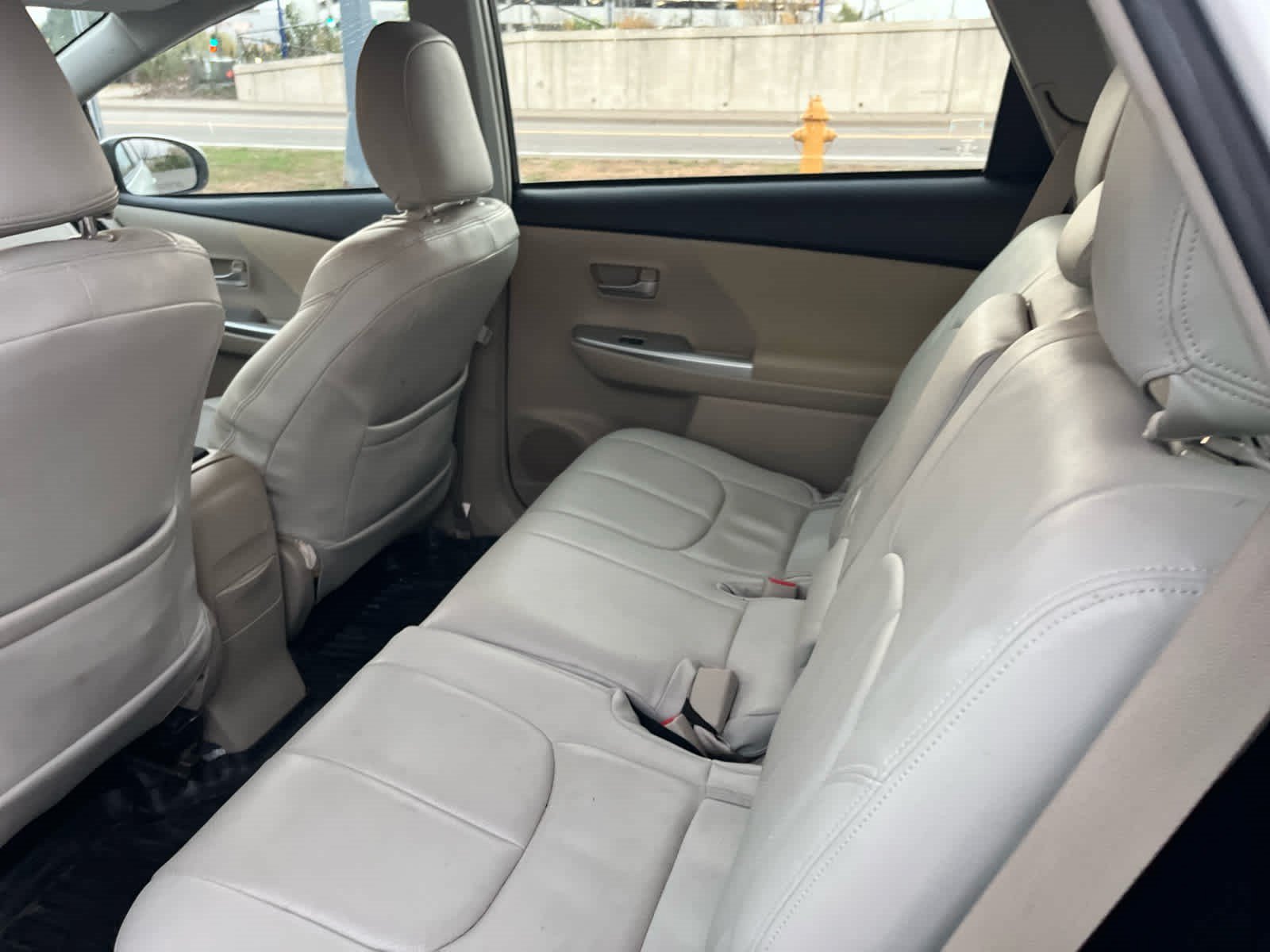 Used 2014 Toyota Prius V Three FWD image 5