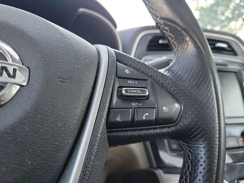 Used 2020 Nissan Maxima 3.5 SL w/ Floor Mat Group FWD image 21