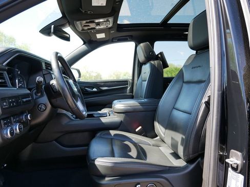 Used 2021 GMC Yukon Denali w/ LPO, Illumination Package AWD/4WD image 14