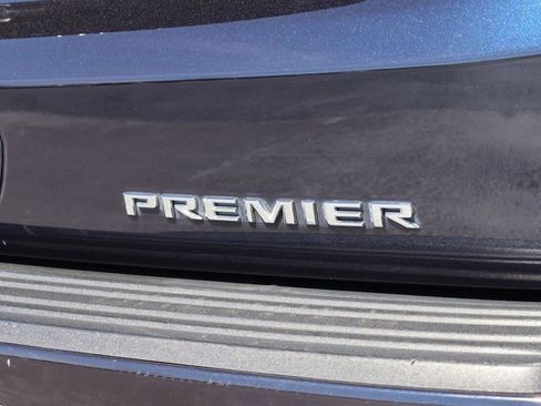 Used 2021 Chevrolet Tahoe Premier w/ Premium Package AWD/4WD image 8