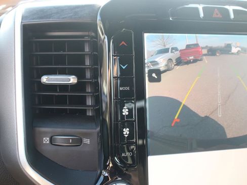 Used 2023 RAM 1500 Big Horn image 29