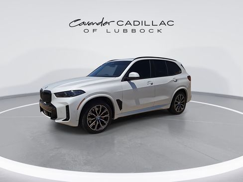Used 2024 BMW X5 xDrive40i w/ M Sport Package AWD/4WD image 4
