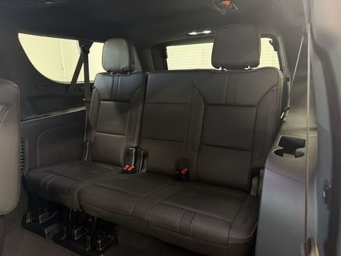 Used 2023 Chevrolet Suburban RST w/ Luxury Package image 19