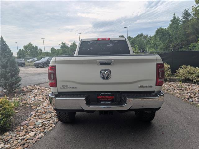 Used 2020 RAM 2500 Limited AWD/4WD image 4