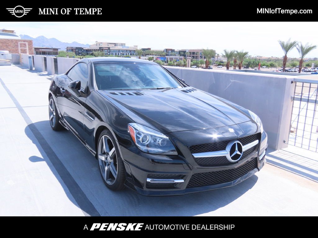 Used 2015 Mercedes-Benz SLK 250 image 1