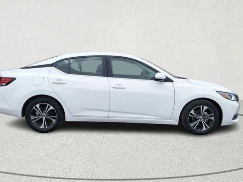 Used 2023 Nissan Sentra SV image 7