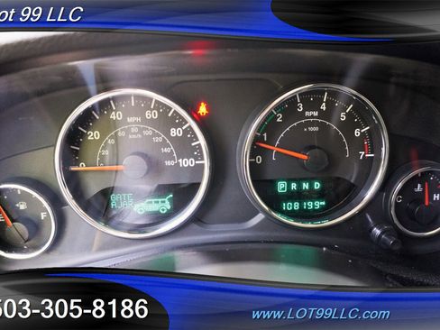 Used 2015 Jeep Wrangler Unlimited Sport w/ Quick Order Package 24S AWD/4WD image 29