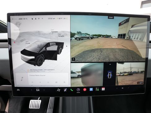 Used 2024 Tesla Cybertruck AWD Crew Cab image 22