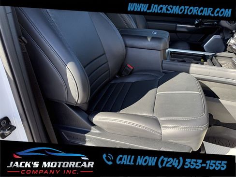 Used 2025 Ford F450 Platinum w/ FX4 Off-Road Package image 18