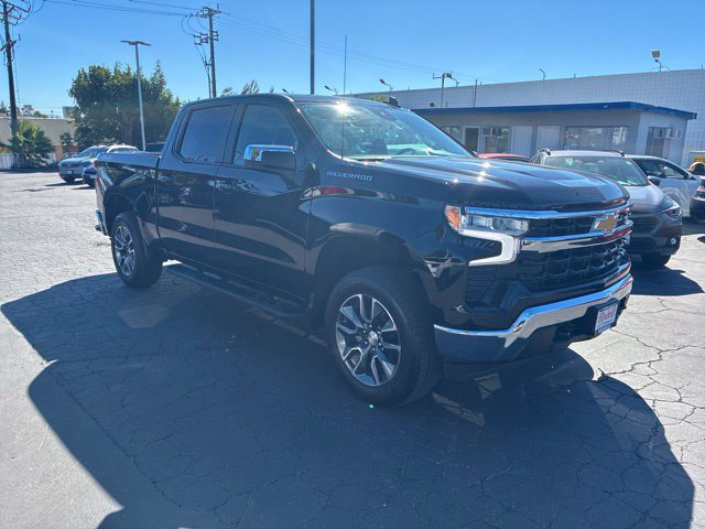 Certified 2023 Chevrolet Silverado 1500 LT AWD/4WD image 2