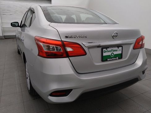 Used 2019 Nissan Sentra S FWD image 5