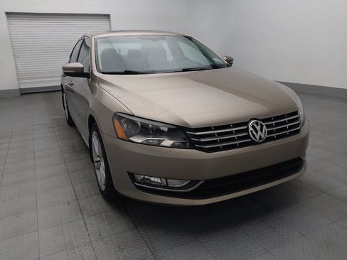 Used 2015 Volkswagen Passat 1.8T SEL Premium FWD image 13