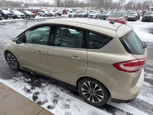 Used 2017 Ford C-MAX Titanium w/ Equipment Group 301A image 7