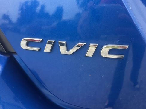Used 2017 Honda Civic EX-T image 5