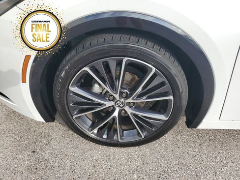 Certified 2025 Toyota Prius Limited image 10