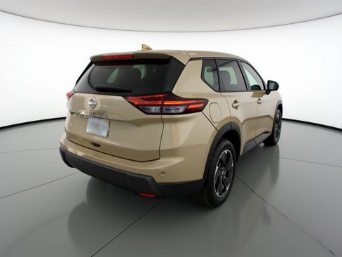 Used 2025 Nissan Rogue SV image 9