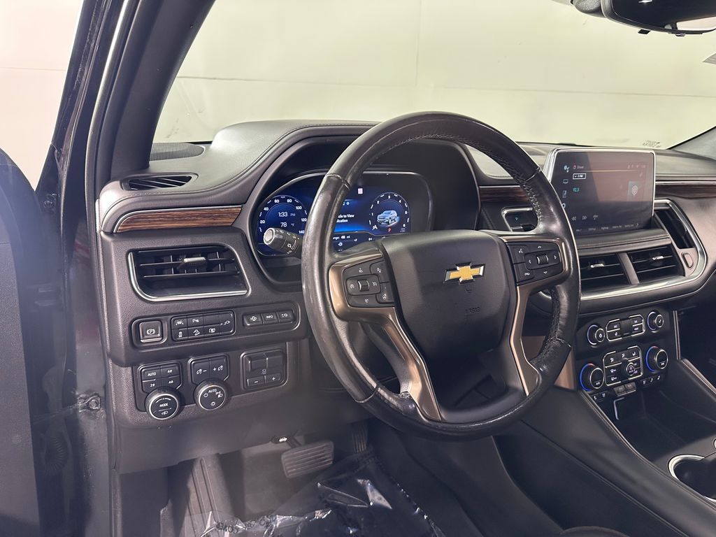 Used 2022 Chevrolet Tahoe High Country AWD/4WD image 17