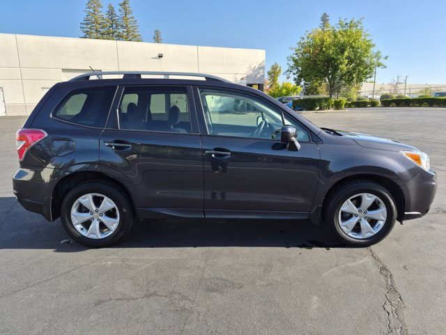 Used 2015 Subaru Forester 2.5i Premium w/ Protection Package #1 AWD/4WD image 4
