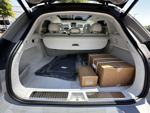 New 2026 Mercedes-Benz EQE 320 4MATIC SUV image 21