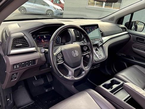 Used 2018 Honda Odyssey Touring image 13
