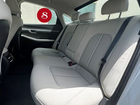 Used 2025 Hyundai Sonata SEL FWD image 23
