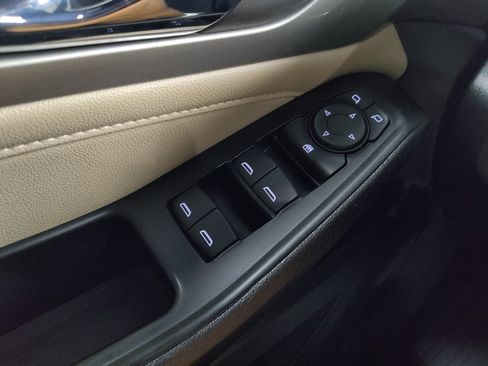 Used 2023 Chevrolet Traverse LS w/ Safety Package FWD image 27