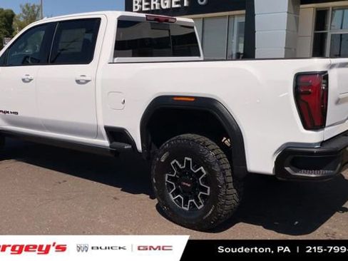 New 2026 GMC Sierra 2500 AT4X w/ LPO, Black Badging Package AWD/4WD image 7