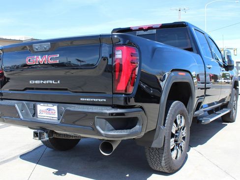 Used 2024 GMC Sierra 3500 Denali w/ Denali Reserve Package AWD/4WD image 35