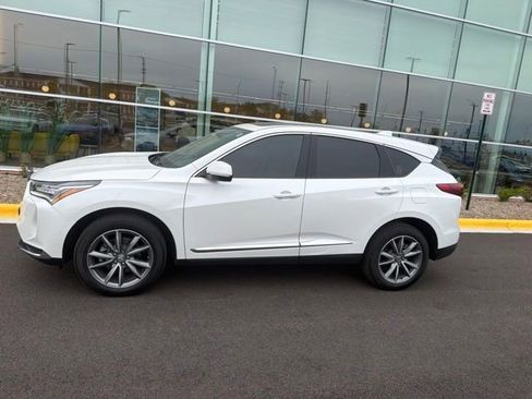 Used 2024 Acura RDX SH-AWD w/ Technology Package image 2