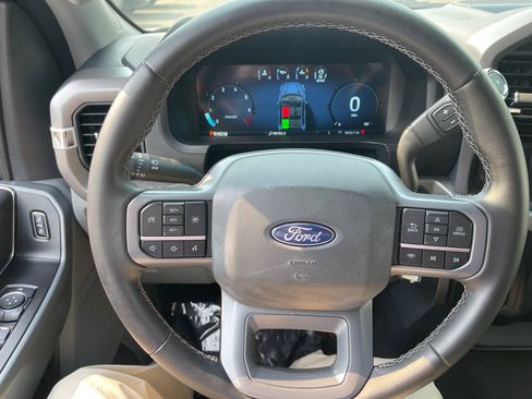 Used 2024 Ford F150 XLT image 23