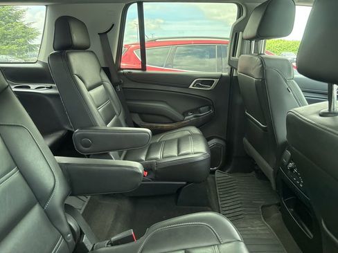 Used 2018 GMC Yukon Denali w/ Denali Ultimate Package AWD/4WD image 11
