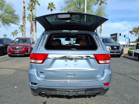 Used 2012 Jeep Grand Cherokee Overland w/ Mopar Chrome Edition Group image 11