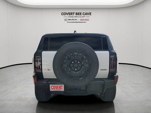 New 2026 GMC Hummer EV SUV image 8