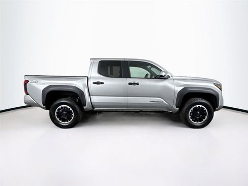 Used 2024 Toyota Tacoma SR5 image 5