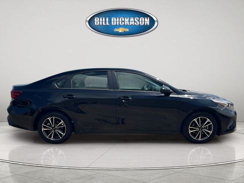 Used 2024 Kia Forte LXS FWD image 9